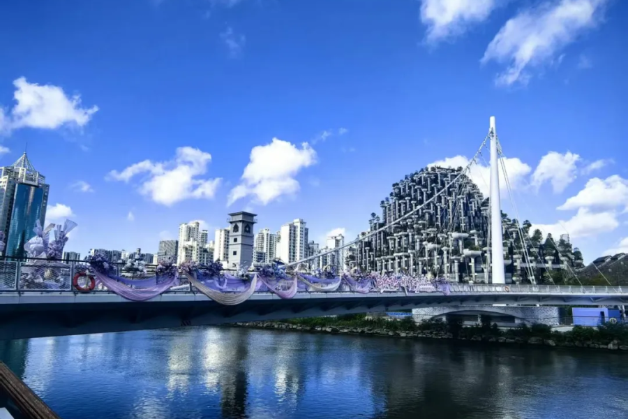 百合橋全景