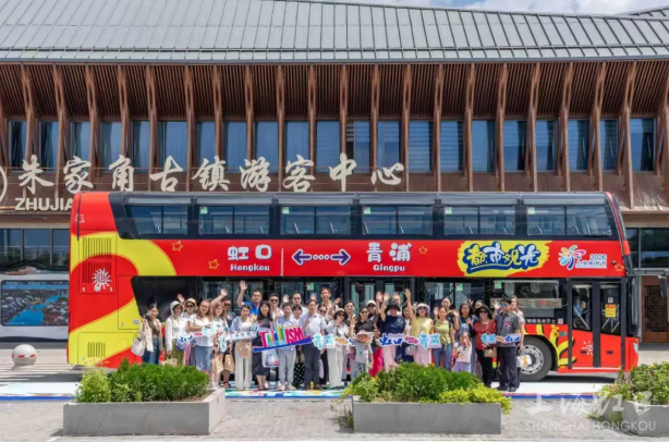 車廂內的小提琴演奏